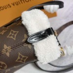 2025年12月10日入荷Louis Vuitton バッグ高品質新作/誕生日プレゼント/ZC工場