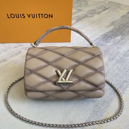 2025年12月10日入荷Louis Vuitton バッグ...