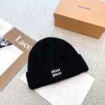 2025年12月10日入荷新品Miumiu帽子ギフト/誕生日/記念品/アクセサリーkaka工場