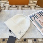 2025年12月10日入荷新品Louis Vuitton帽子ギフト/誕生日/記念品/アクセサリーkaka工場