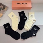 2025年12月10日入荷新品miumiu靴下ギフト/誕生日/記念品/アクセサリーkaka工場