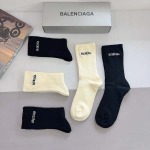 2025年12月10日入荷新品BALENCIAGA靴下ギフト/誕生日/記念品/アクセサリーkaka工場