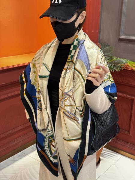 2025年12月10日入荷新品HERMESマフラーギフト/誕...