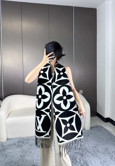 2025年12月10日入荷新品Louis Vuittonマフ...