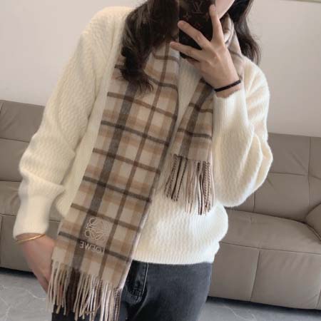 2025年12月10日入荷新品Loeweマフラーギフト/誕生...