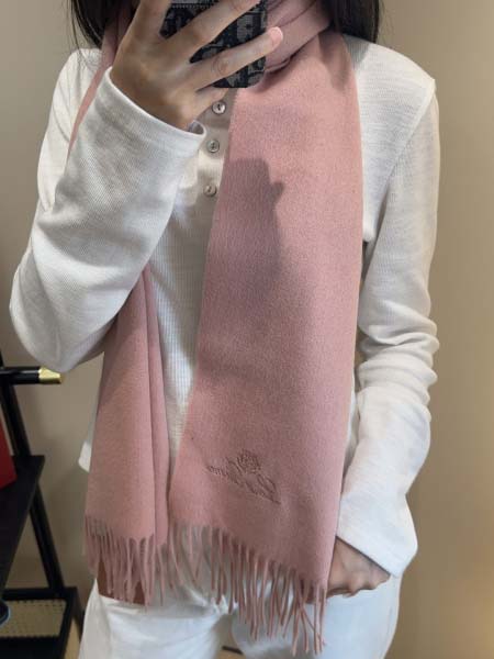 2025年12月10日入荷新品Loro Pianaマフラーギ...