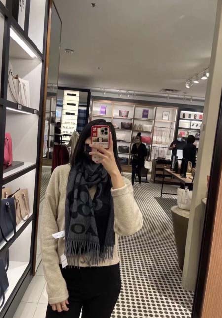 2025年12月10日入荷新品Coachマフラーギフト/誕生...