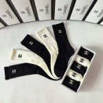 2025年12月10日入荷新品Chanel靴下ギフト/誕生日/記念品/アクセサリーkaka工場