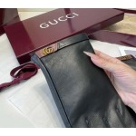 2025年12月10日入荷新品Gucci 手袋ギフト/誕生日/記念品/アクセサリーkaka工場