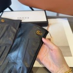 2025年12月10日入荷新品Gucci 手袋ギフト/誕生日/記念品/アクセサリーkaka工場