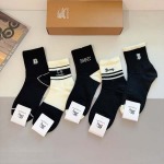 2025年12月10日入荷新品BURBERRY靴下ギフト/誕生日/記念品/アクセサリーkaka工場