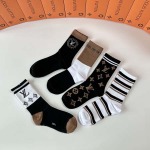 2025年12月10日入荷新品LOUIS VUITTON靴下ギフト/誕生日/記念品/アクセサリーkaka工場