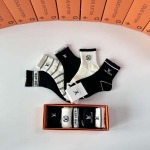 2025年12月10日入荷新品LOUIS VUITTON靴下ギフト/誕生日/記念品/アクセサリーkaka工場