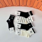 2025年12月10日入荷新品LOUIS VUITTON靴下ギフト/誕生日/記念品/アクセサリーkaka工場