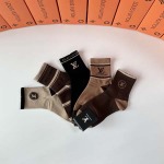 2025年12月10日入荷新品LOUIS VUITTON靴下ギフト/誕生日/記念品/アクセサリーkaka工場