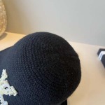 2025年12月10日入荷新品LOUIS VUITTON帽子ギフト/誕生日/記念品/アクセサリーkaka工場