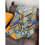 2025年12月11日入荷新品Louis Vuittonマフラーギフト/誕生日/記念品/アクセサリーkaka工場