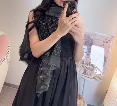 2025年12月11日入荷新品Louis Vuittonマフ...