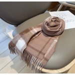 2025年12月11日入荷新品Burberryマフラーギフト/誕生日/記念品/アクセサリーkaka工場