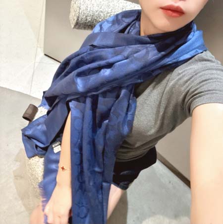 2025年12月11日入荷新品Coachマフラーギフト/誕生...