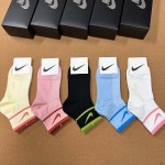 2025年12月11日入荷新品Nike 靴下ギフト/誕生日/記念品/アクセサリーkaka工場