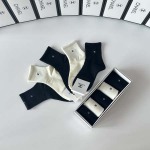 2025年12月11日入荷新品Chanel靴下ギフト/誕生日/記念品/アクセサリーkaka工場