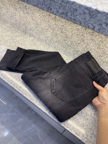 2025年12月12日入荷新作brioniジーパン秋冬高品質...