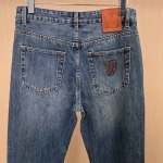 2025年12月12日入荷新作VALENTINOジーパン秋冬高品質/人気/限定版/Knt工場