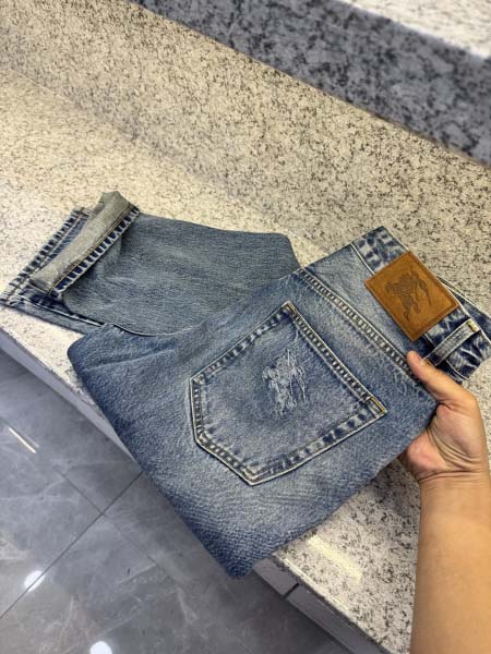 2025年12月12日入荷新作Burberryジーパン秋冬高...