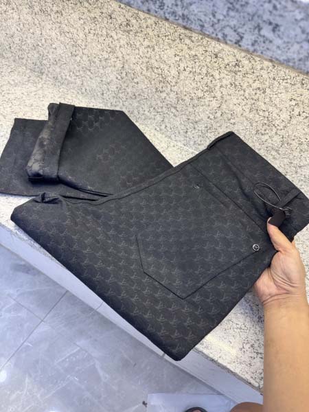 2025年12月12日入荷新作Louis Vuittonジー...