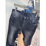 2025年12月12日入荷新作Dolce&Gabbanaジーパン秋冬高品質/人気/限定版/Knt工場