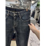 2025年12月12日入荷新作Ferragamoジーパン秋冬高品質/人気/限定版/Knt工場