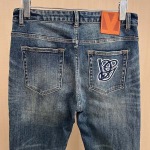 2025年12月12日入荷新作VALENTINOジーパン秋冬高品質/人気/限定版/Knt工場