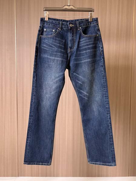 2025年12月12日入荷新作Ferragamoジーパン秋冬...