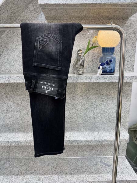 2025年12月14日入荷新作Pradaジーパン秋冬高品質/...