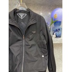2025年12月15日入荷新作Pradaジャケット秋冬高品質/人気/限定版/Knt工場
