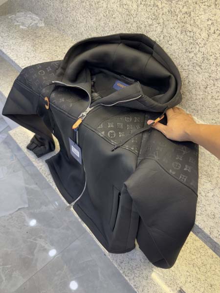 2025年12月15日入荷新作Louis Vuittonジャ...