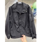 2025年12月15日入荷新作Pradaジャケット秋冬高品質/人気/限定版/Knt工場
