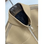 2025年12月16日入荷新作Pradaジャケット秋冬高品質/人気/ASB工場