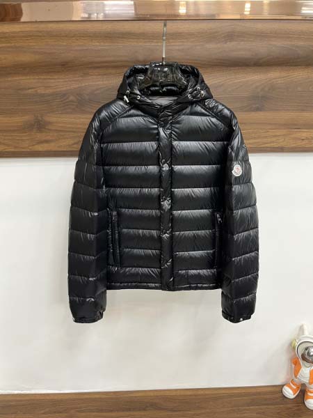 2025年12月16日入荷新作Monclerダウンジャケット...