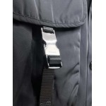 2025年11月17日秋冬新作Pradaジャケット高品質人気商品/XQY工場