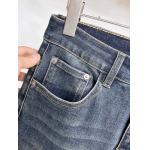 2025年11月18日秋冬新作Loeweジーパン高品質人気商品/XQY工場