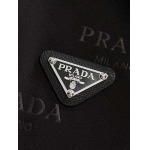 2025年11月18日秋冬新作Pradaシャツ高品質人気商品/XQY工場