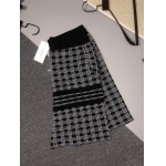 2025年12月22日秋冬新作Thom Browne半ズボン高品質人気商品/XQY工場