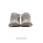 2025年12月25日入荷新品GUCCI人気 スニーカー男女兼用/誕生日プレゼント/XH工場