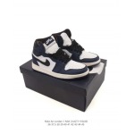 2025年12月25日入荷新品（NIKE）AIR JORDAN 1 MID人気 スニーカー男女兼用/誕生日プレゼント/XH工場