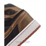 2025年12月25日入荷新品（NIKE）AIR JORDAN 1 MID人気 スニーカー男女兼用/誕生日プレゼント/XH工場