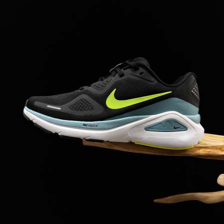 2025年12月25日入荷新品Nike Structure ...