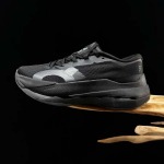 2025年12月25日入荷新品On cloudboom max 人気 スニーカー男女兼用/誕生日プレゼント/XH工場