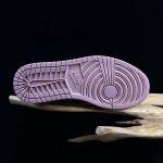 2025年12月25日入荷新品 Travis Scott x Air Jordan 1 Low Medium Olive人気 スニーカー男女兼用/誕生日プレゼント/XH工場